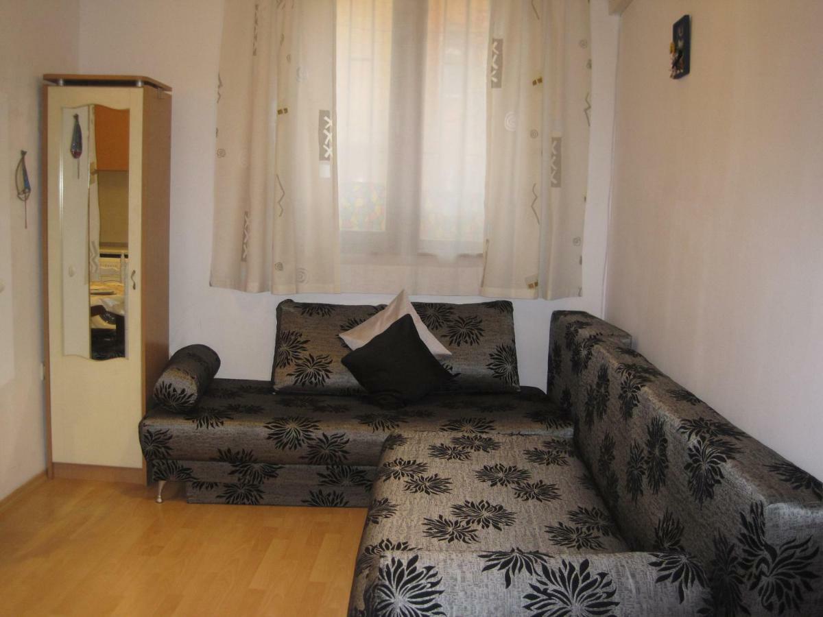Apartment Nadejda Varna Exterior photo