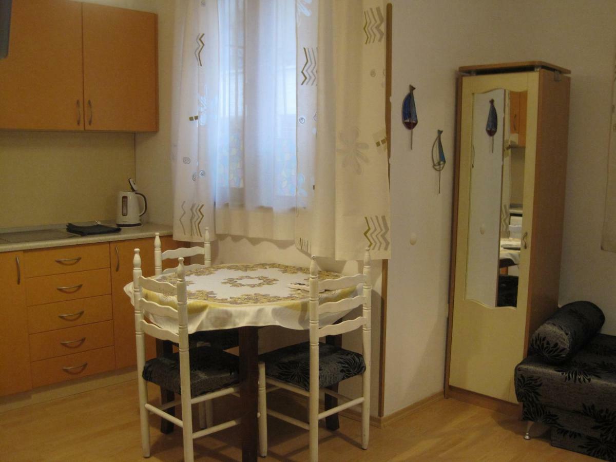 Apartment Nadejda Varna Exterior photo